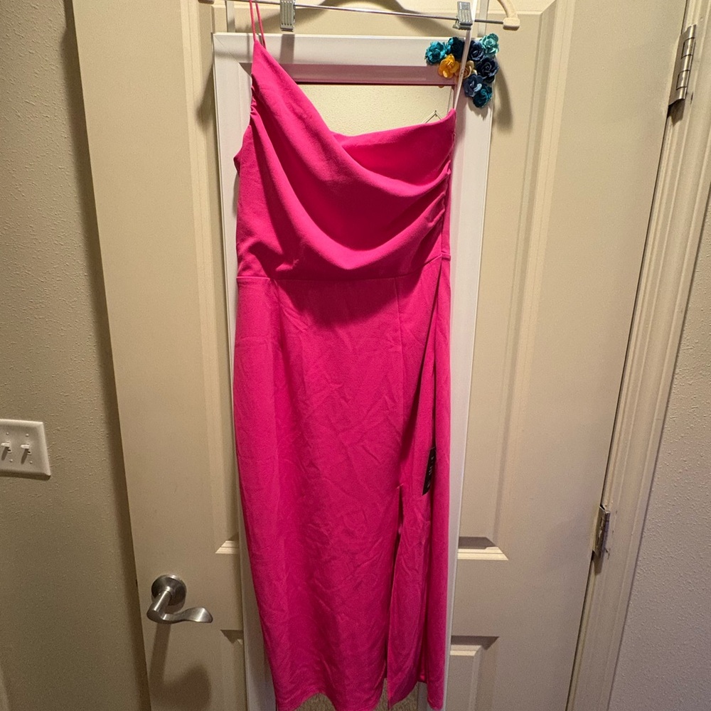 Lulu's Hot Pink Formal MIDI One Shoulder Dress - NWT Size M